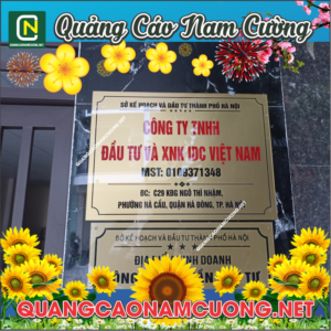 biển tên công ty mica nhũ đồng sang trọng